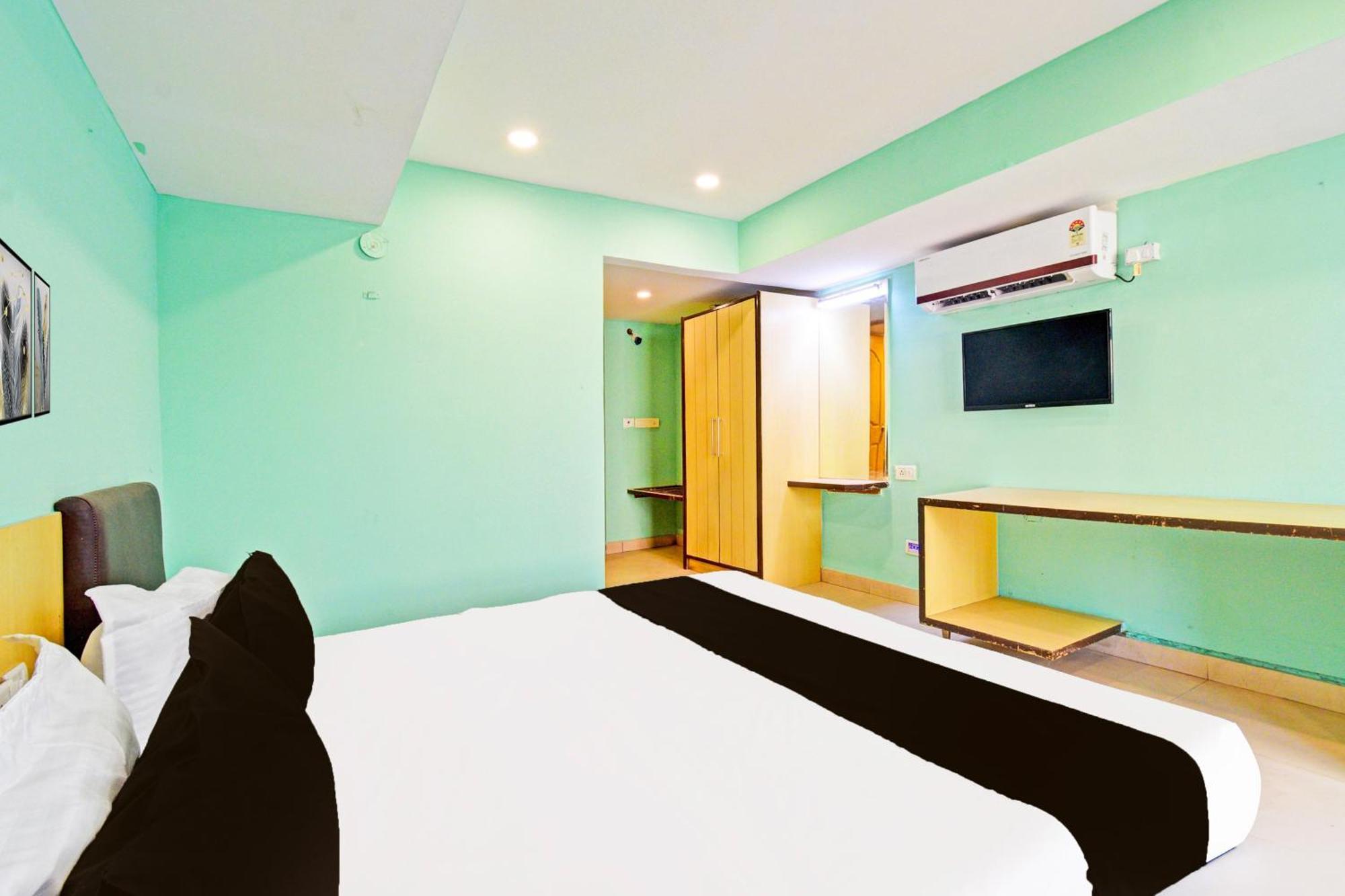Super Townhouse Ameerpet Balkampet Road Χιντεραμπάντ Εξωτερικό φωτογραφία