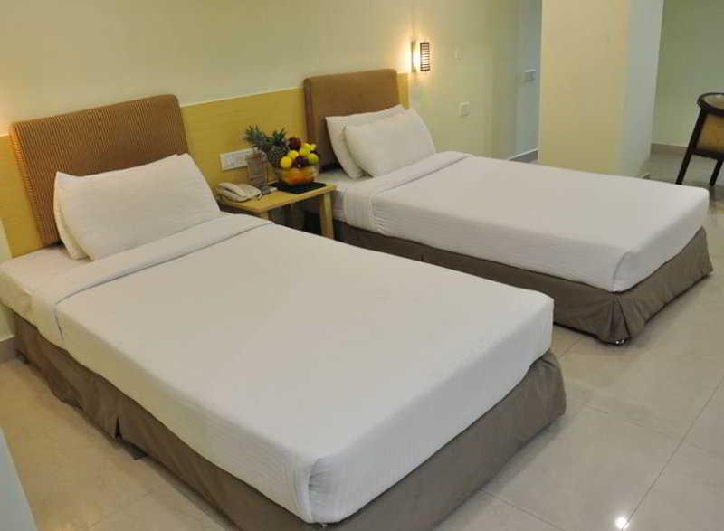 Super Townhouse Ameerpet Balkampet Road Χιντεραμπάντ Εξωτερικό φωτογραφία