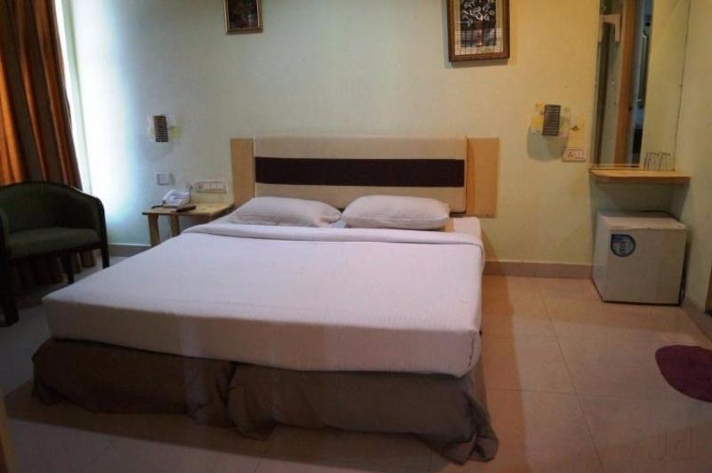 Super Townhouse Ameerpet Balkampet Road Χιντεραμπάντ Εξωτερικό φωτογραφία