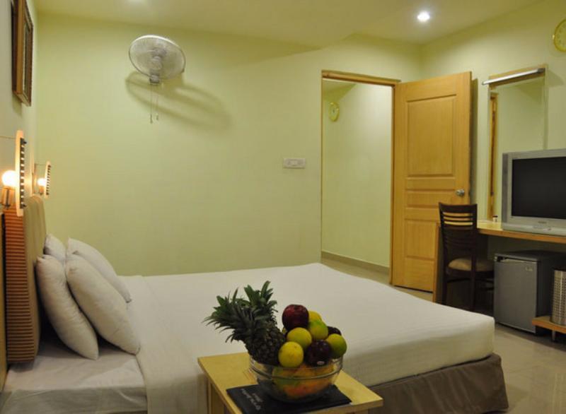 Super Townhouse Ameerpet Balkampet Road Χιντεραμπάντ Εξωτερικό φωτογραφία